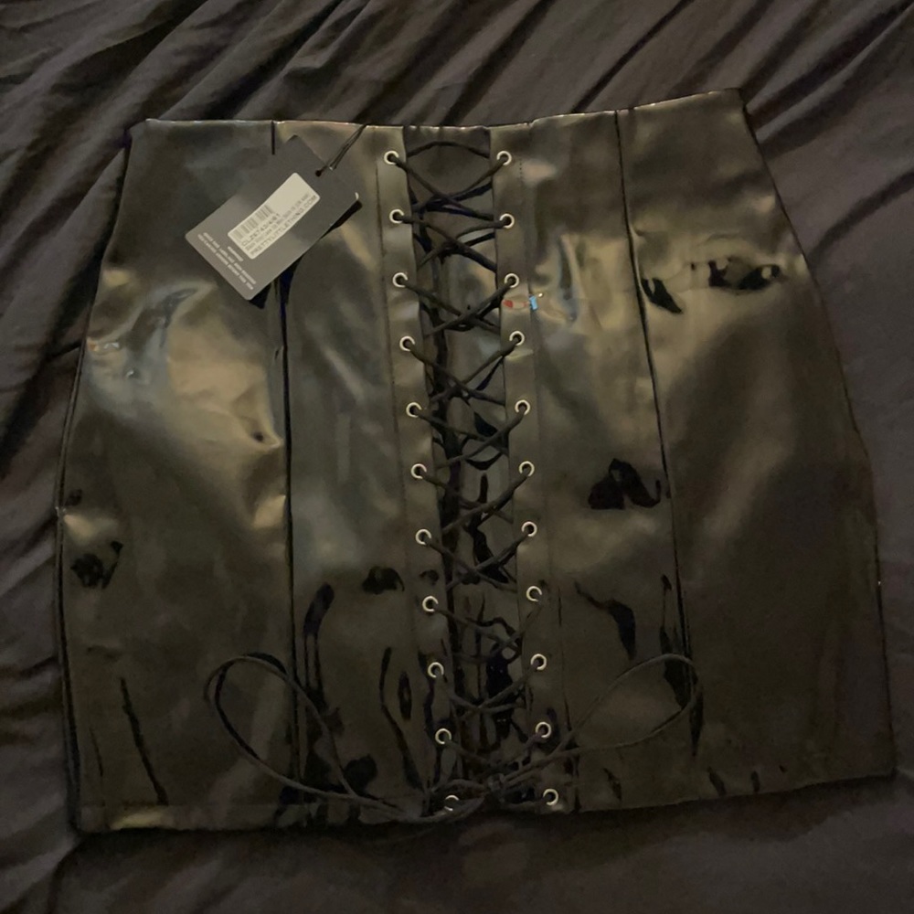 Black Vinyl Lace Up Mini Skirt-16 (UK size)
